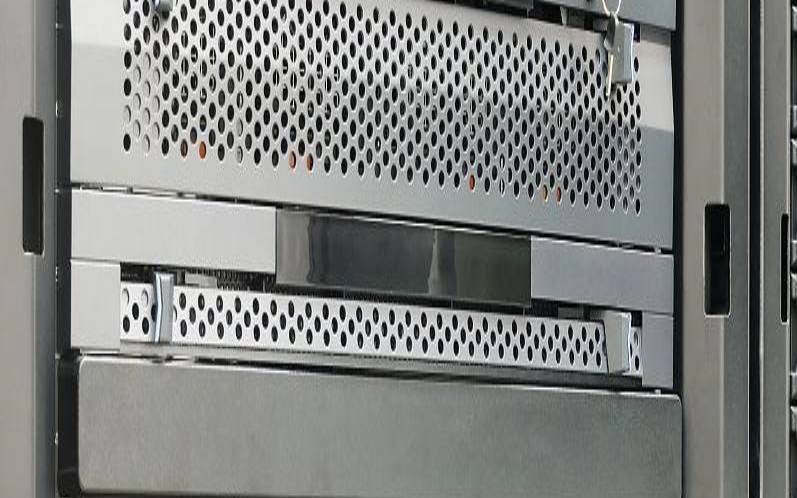 机架式和刀片式服务器