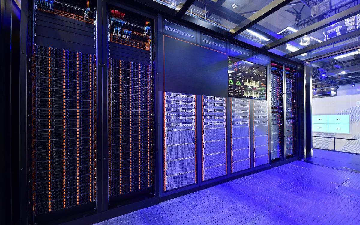 云计算与本地服务器有关吗（服务器云平台）