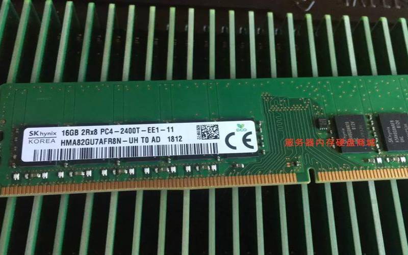 香港云服务器  1核1G 50G硬盘 31元／月 香港物理服务器 E5-2650 16G 10M CN2 GIA 900元／月  华纳云