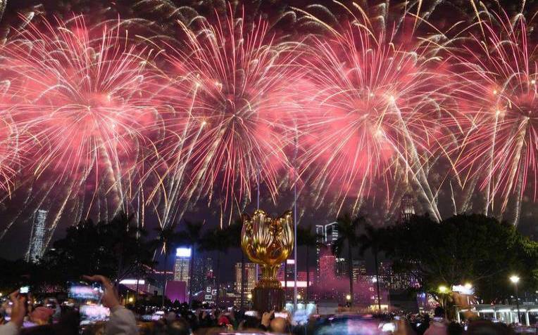 六一云欢庆新春（香港高速公路视频）