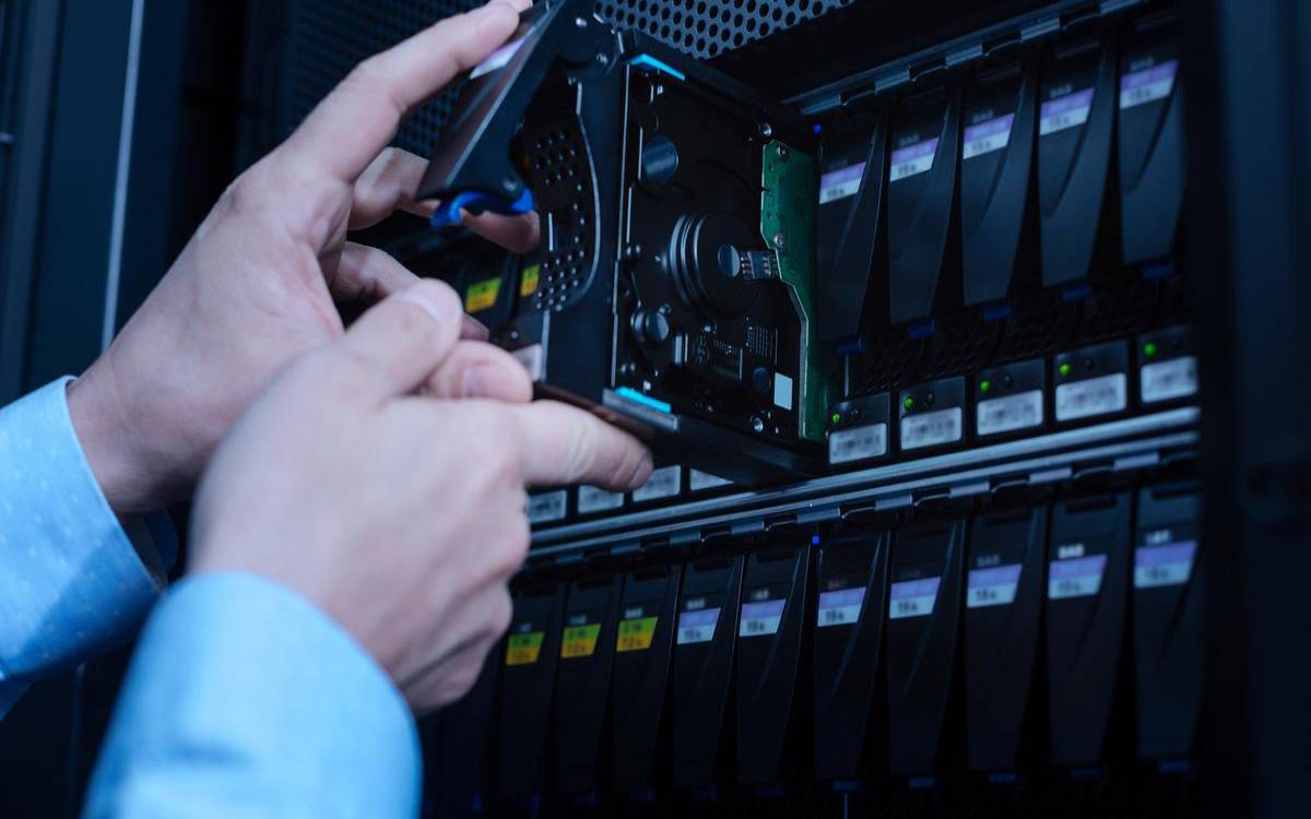 裸金属服务器如何避免宕机（裸金属和云服务器的差别）