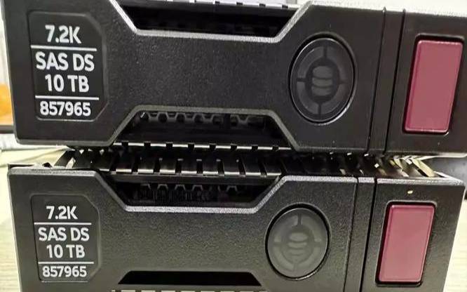 HostUS美欧七机房4核／6G／120G硬盘／1Gbps／OVZ／65美元／年