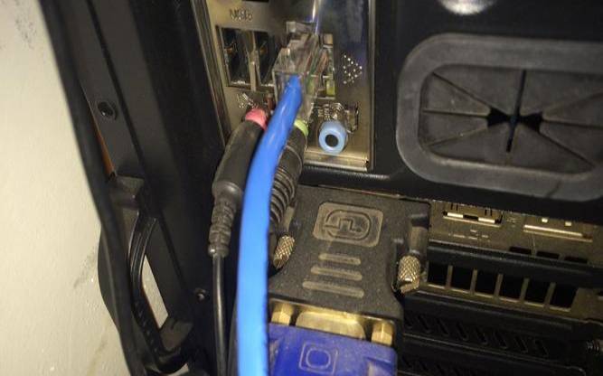 DCIM软件（电脑电缆接口在哪）